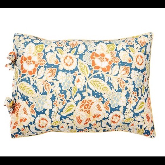 Pottery Barn Maggie Floral Batted Side Tie Standard Shams - Set of two - Picture 2 of 16